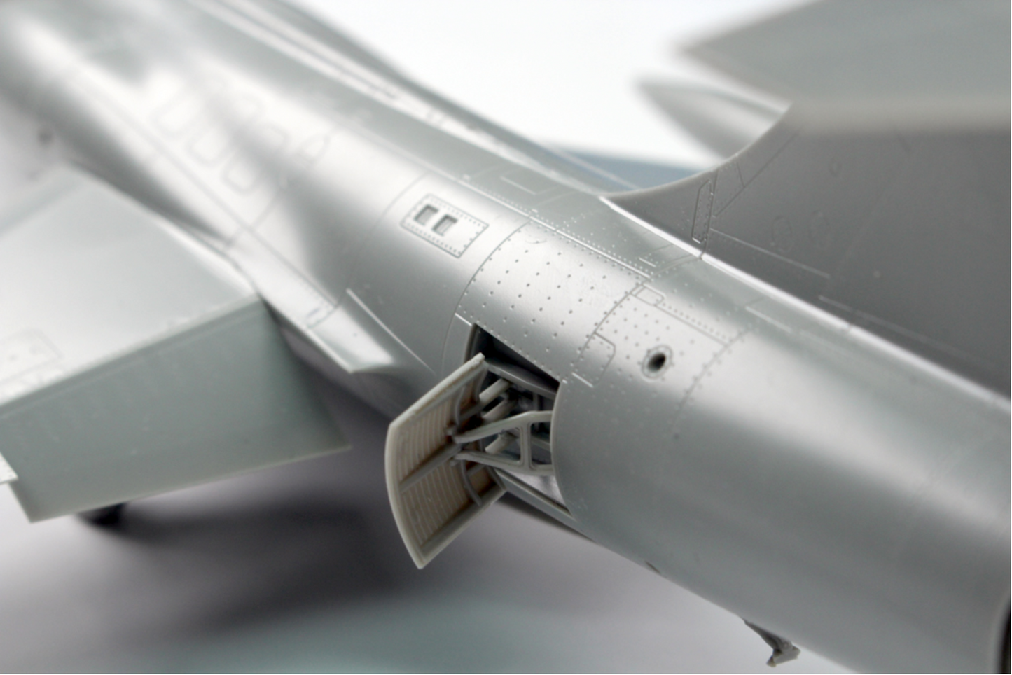 1/48 F-104G Luftwaffe Starfighter (KINETIC K48083)