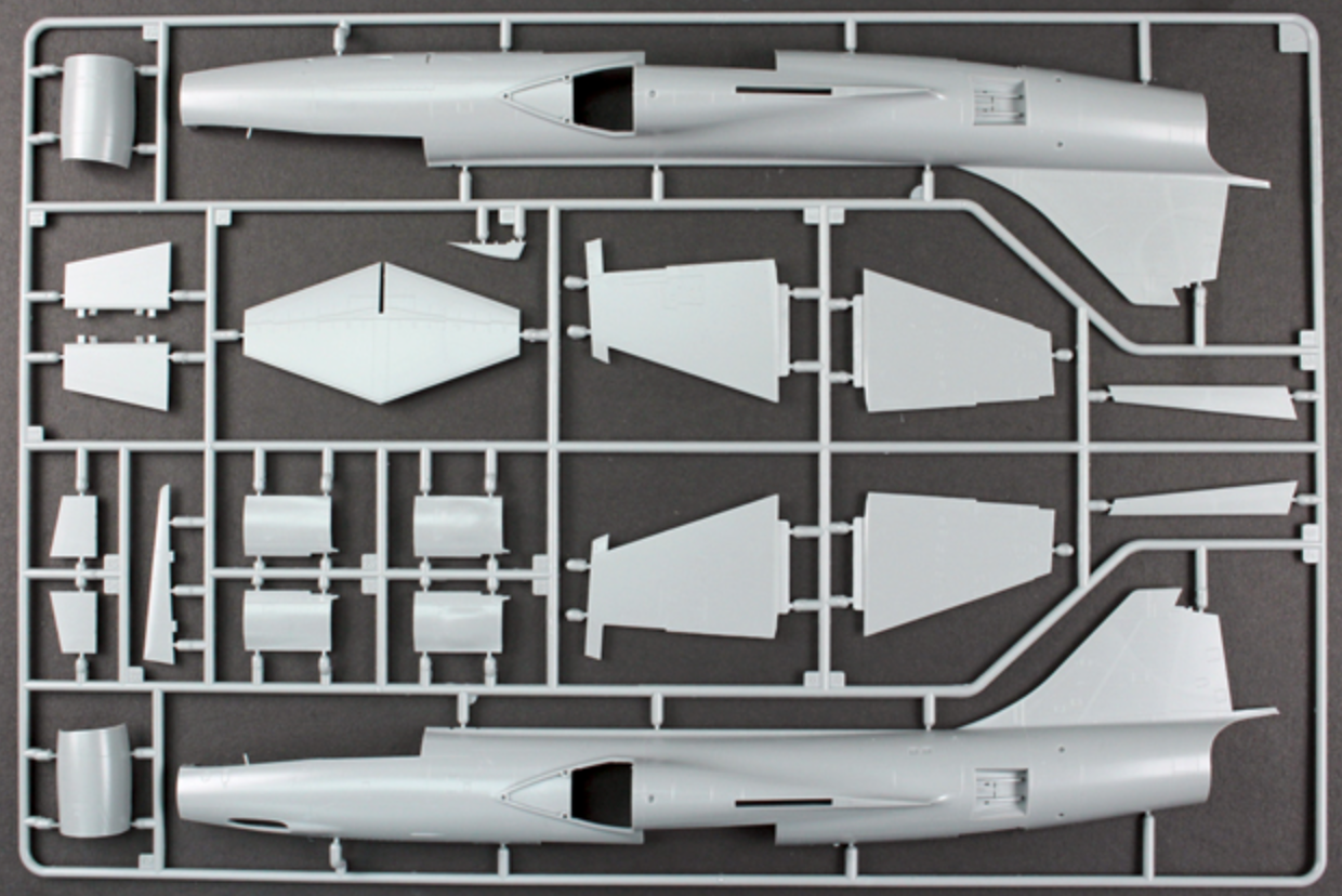 1/48 F-104G Luftwaffe Starfighter (KINETIC K48083)