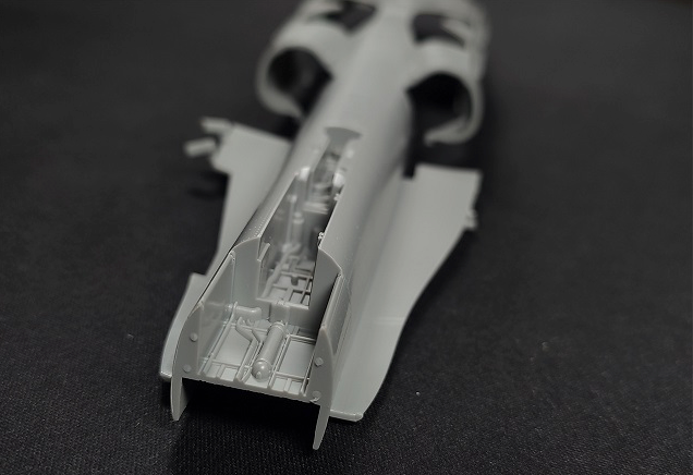 1/48 F/A-18C VFA-27 Royal Maces (KINETIC K48114)