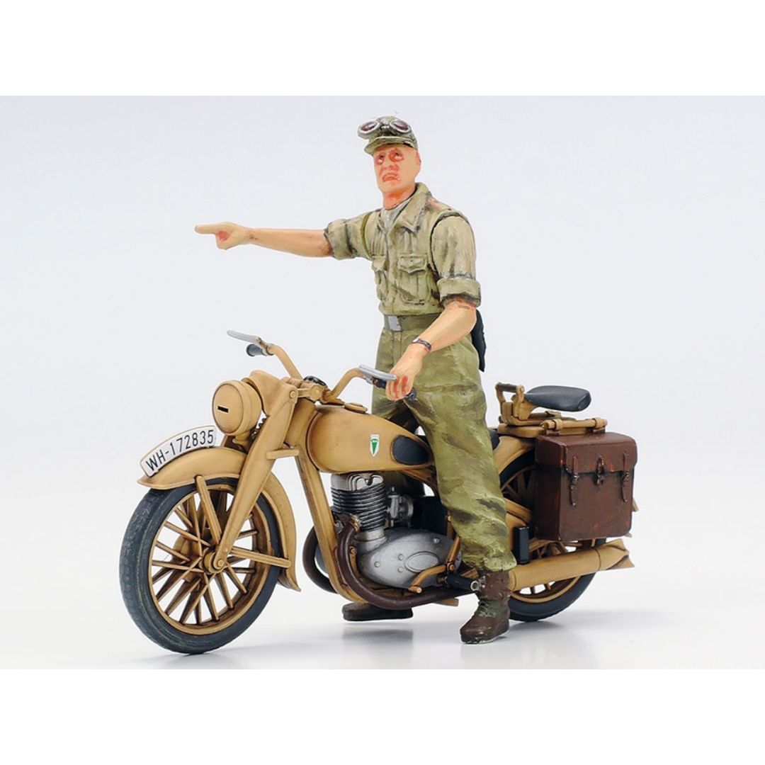 TAMIYA 1/35 German Armored Car Sd.Kfz.222 "North African Campaign" (35286)