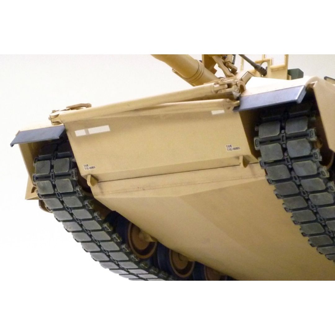 TAMIYA 1/35 U.S. Main Battle Tank M1A2 Sep Abrams Tusk II (35326)