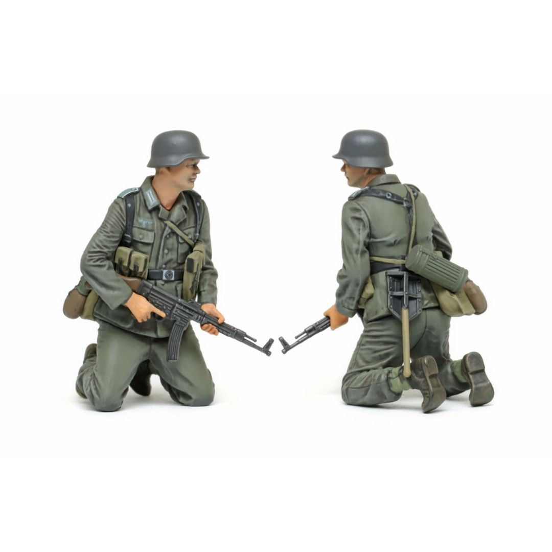 TAMIYA 1/35 German Infantry Set (Late WWII) (35382)
