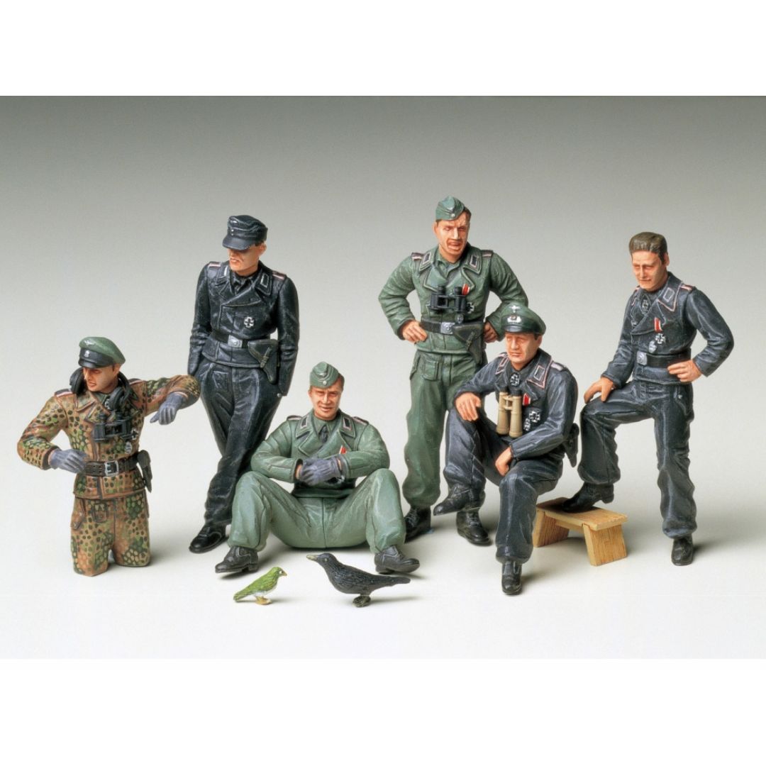 TAMIYA 1/35 German Tank Crew At Rest (35201)
