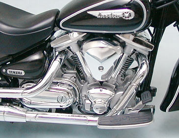 TAMIYA 1/12 Yamaha XV1600 Road Star (14080)