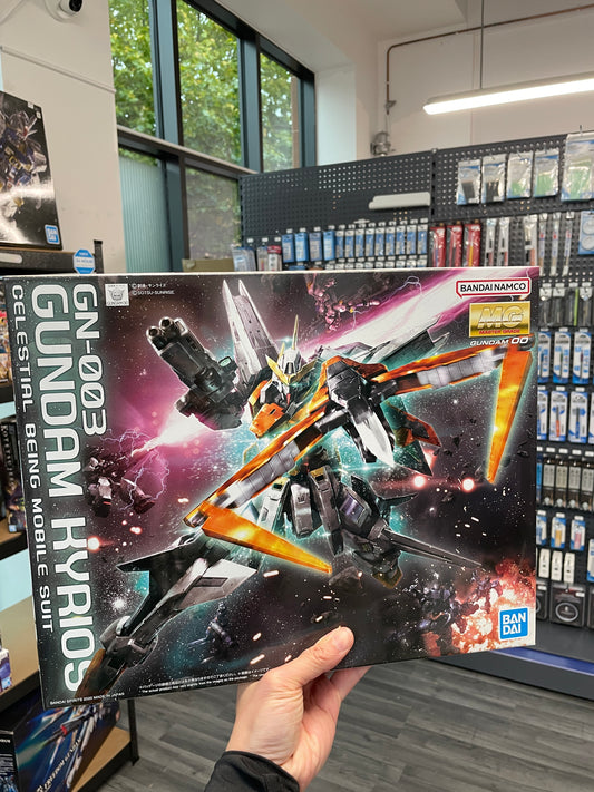Bandai MG 1/100 GN-003 Gundam Kyrios