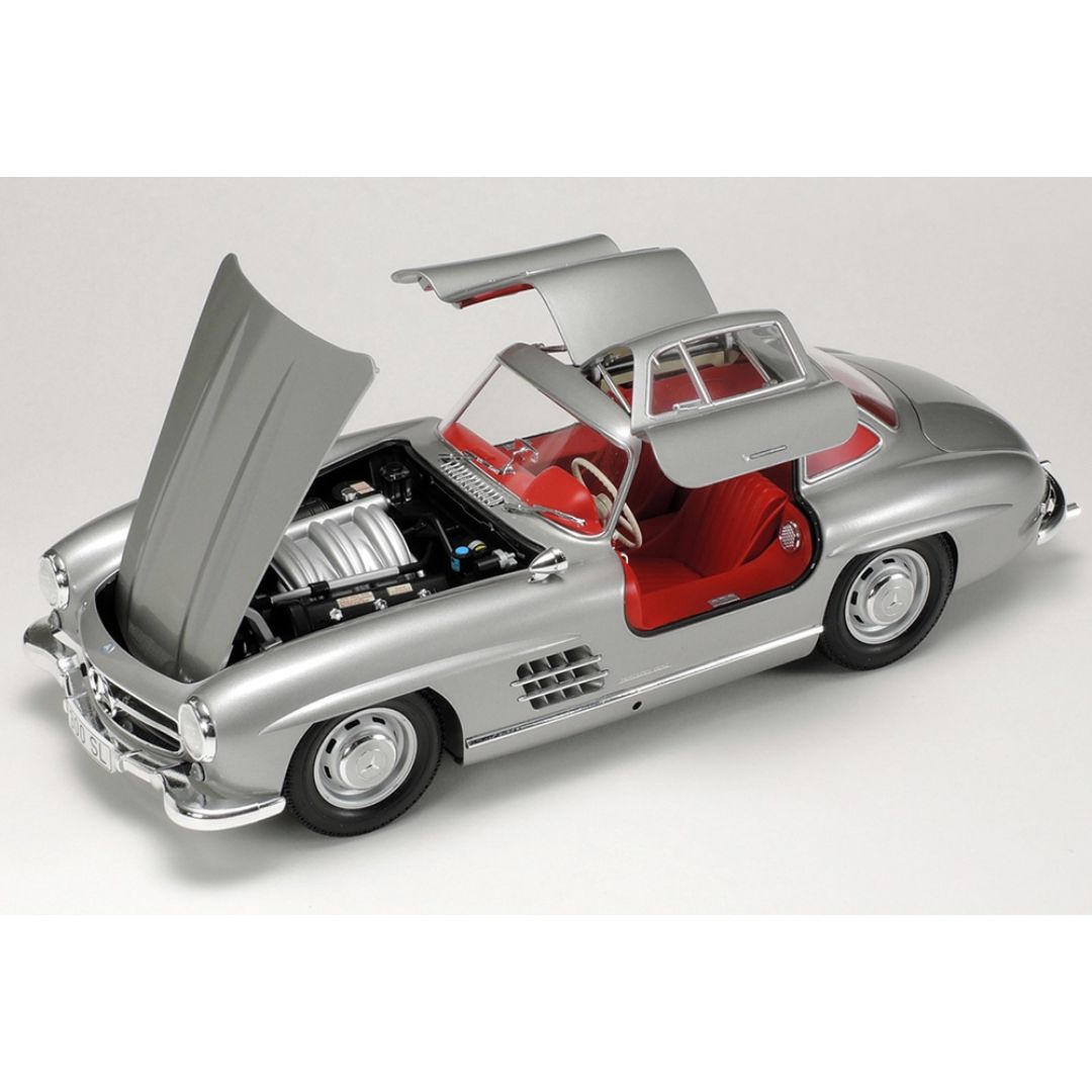 TAMIYA 1/24 Mercedes-Benz 300 Sl (24338)