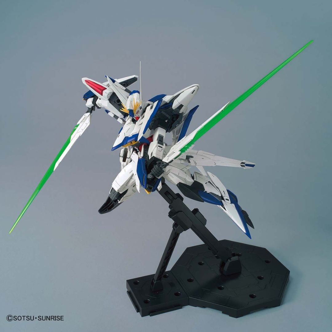 Bandai MG 1/100 MVF-X08 Eclipse Gundam