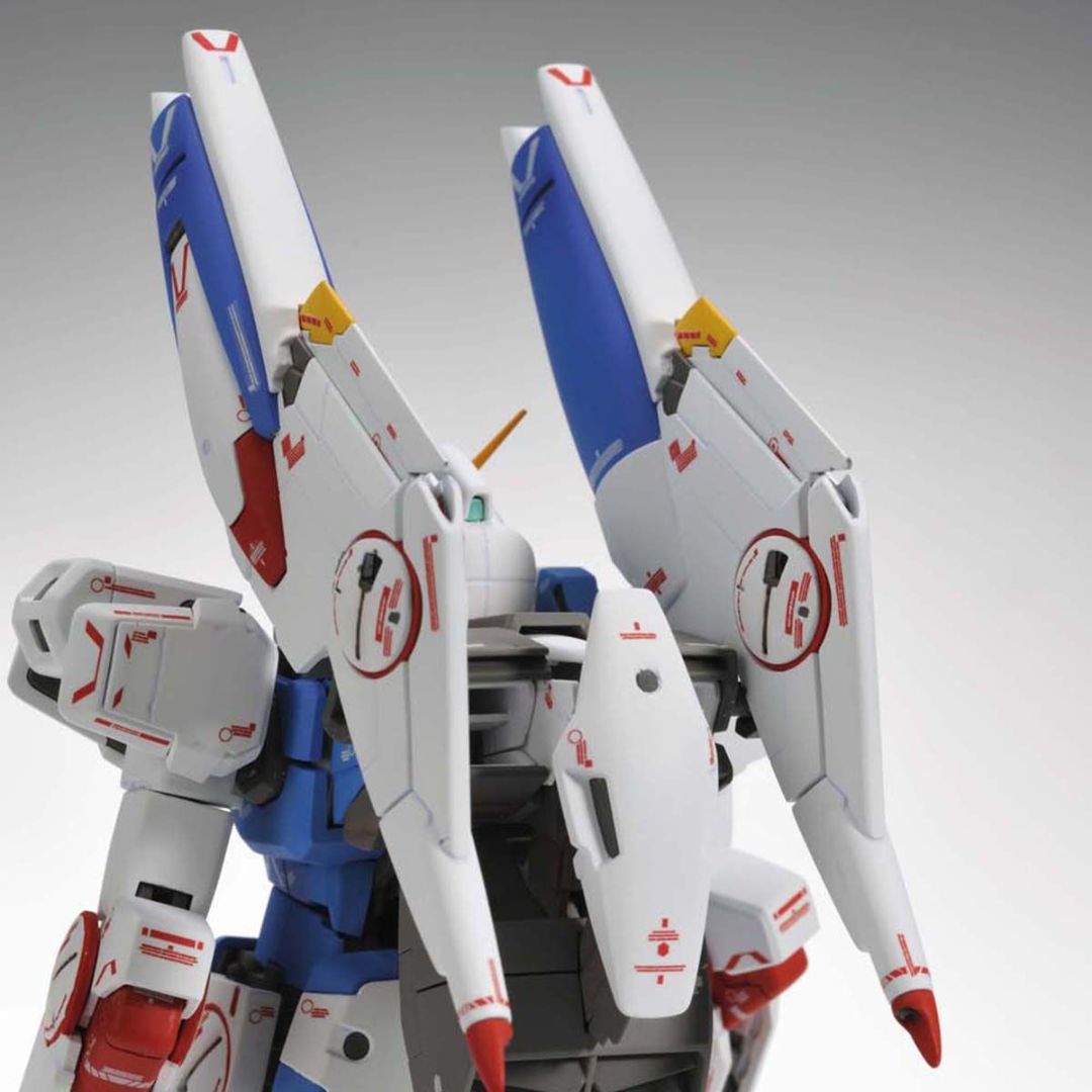 Bandai MG 1/100 Victory Gundam Ver. Ka