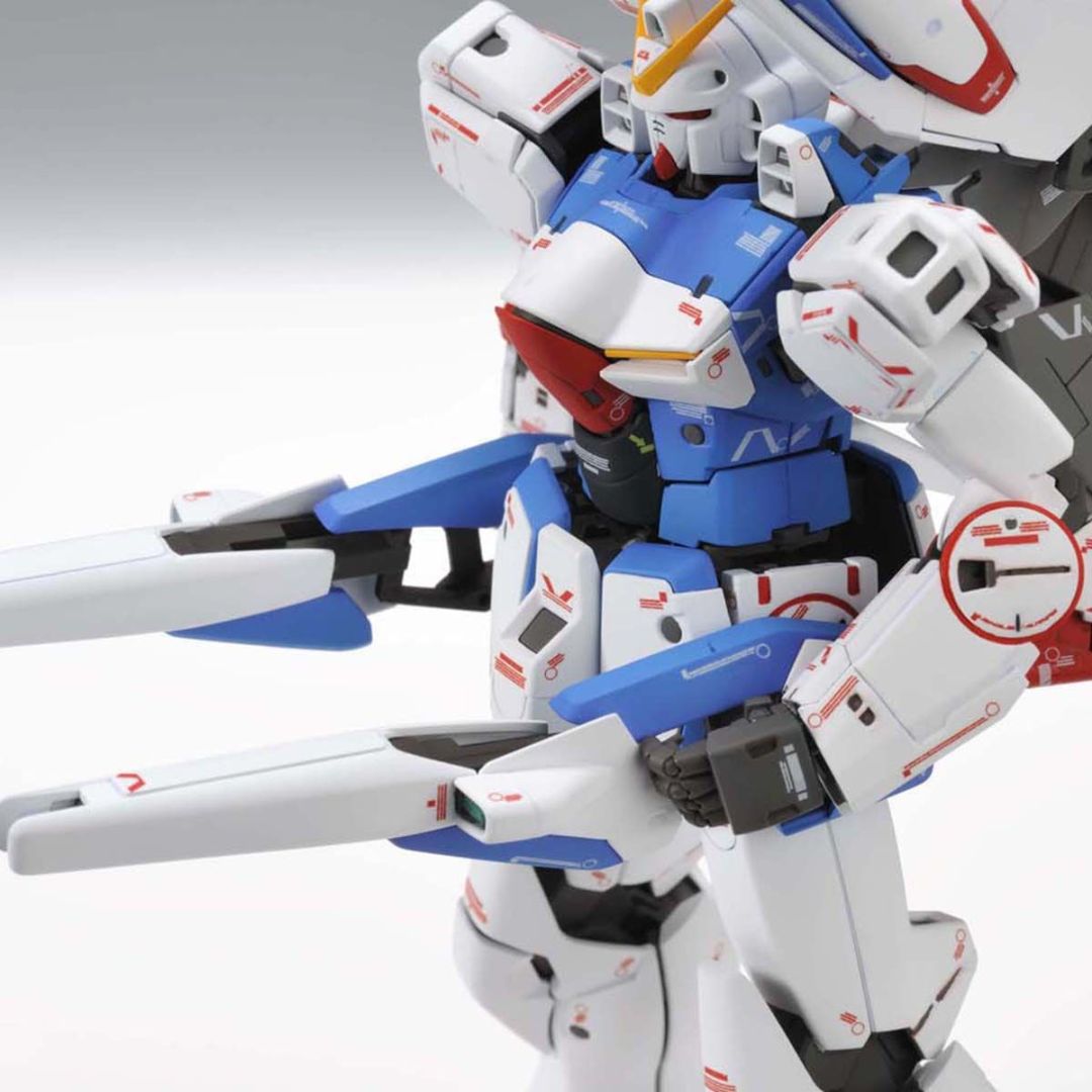 Bandai MG 1/100 Victory Gundam Ver. Ka
