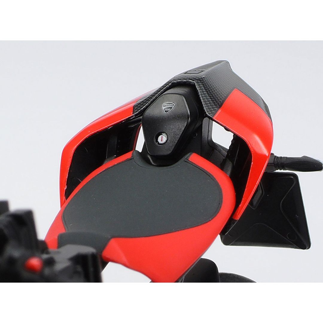 TAMIYA 1/12 Ducati Superleggera V4 (14140)