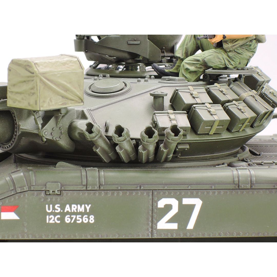 TAMIYA 1/35 U.S. Airborne Tank M551 Sheridan (Vietnam War) (35365)