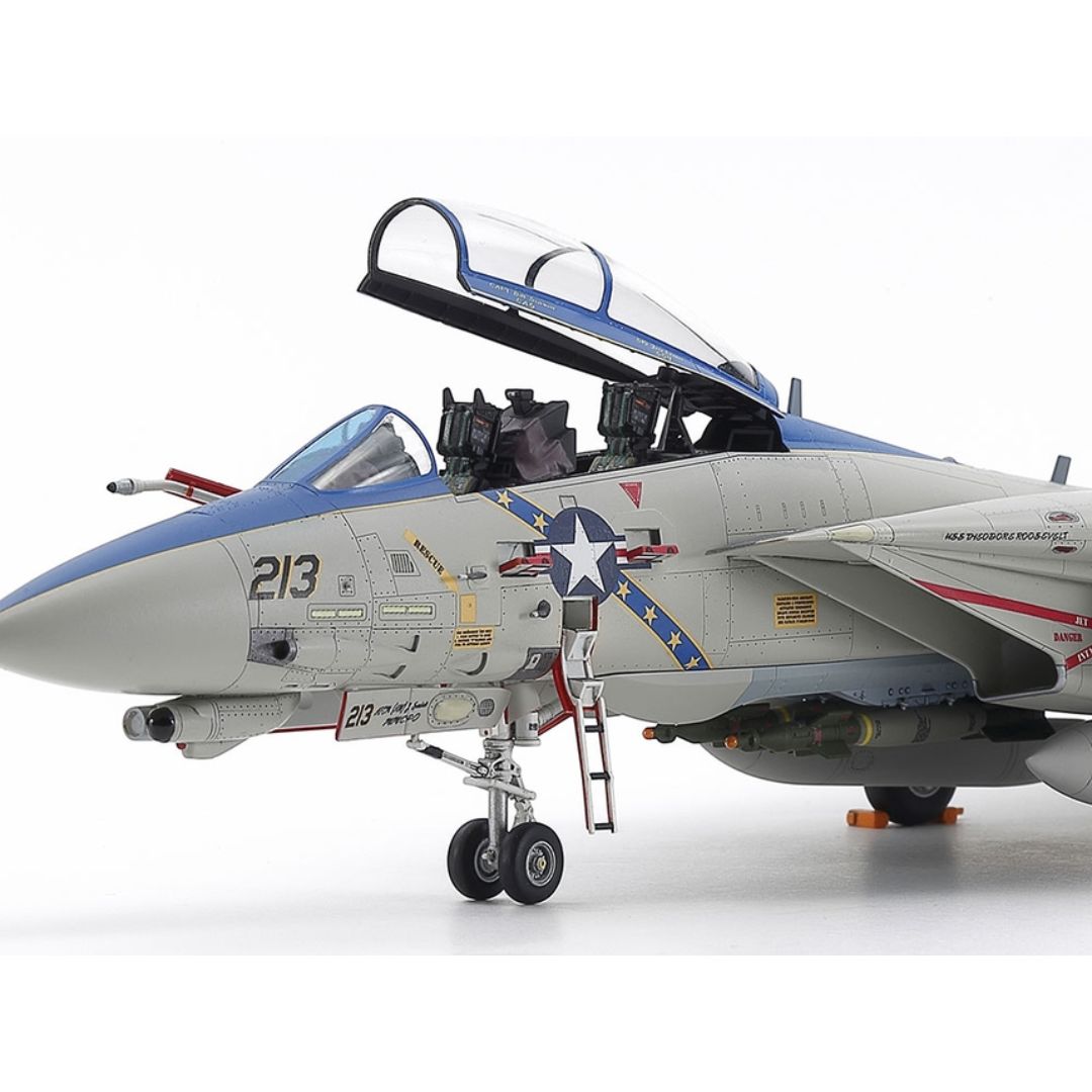 TAMIYA 1/72 Grumman F-14D Tomcat (60795)