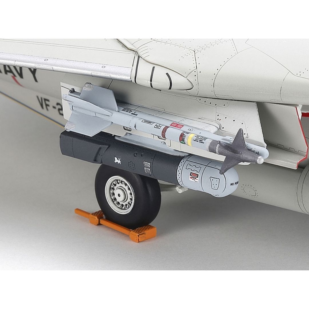 TAMIYA 1/72 Grumman F-14D Tomcat (60795)