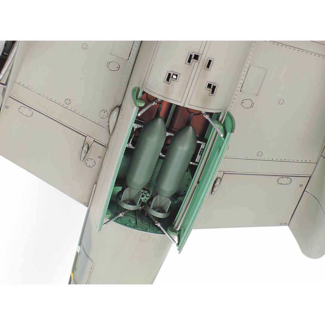 TAMIYA 1/48 De Havilland Mosquito FB MK.VI/NF MK.II (61062)